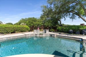 1801 LAKE GROVE LN, ORLANDO, FL 32806 Sold 10/06/22