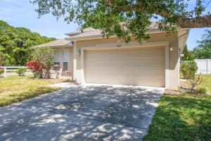 4003 Edwards St, Melbourne, FL 32901, Sold 05/16/22