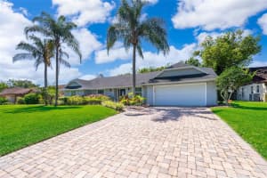 6522 Hidden Beach Cir, Orlando, FL 32819, Sold 06/12/22