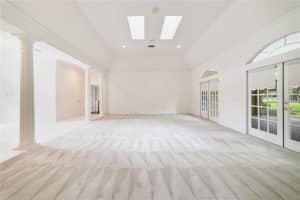 1004 Golf Valley Dr, Apopka, FL 32712, Sold 05/25/22