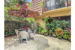 5386 Bamboo Ct, Orlando, FL 32811, Sold 05/20/22
