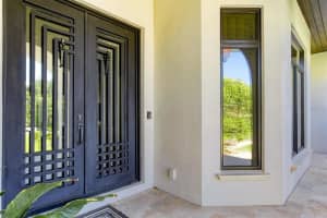 13328 Bellaria Cir, Windermere, FL 34786, Sold 05/31/22