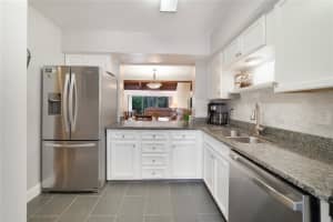 5321 Indian Creek Dr, Orlando, FL 32811, Sold 05/09/22