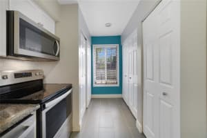 5321 Indian Creek Dr, Orlando, FL 32811, Sold 05/09/22