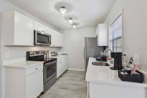 7440 Woodburn Ct, Winter Park, FL 32792, Sold 05/25/22