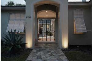 9798 Covent Garden Dr, Orlando, FL 32827, Sold 06/06/22