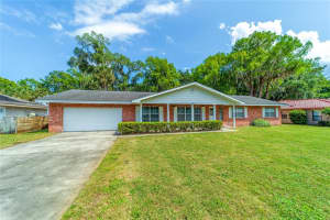 35634 Cypress Ct, Leesburg, FL 34788, Sold 04/27/22