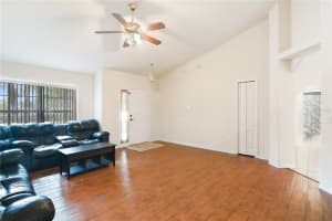 4914 Zion Dr, St Cloud, FL 34772, Sold 05/20/22