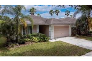 2919 SUNSET LAKES BLVD, KISSIMMEE, FL 34747 Sold 07/04/22
