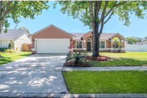 11195 Cypress Leaf Dr, Orlando, FL 32825, Sold 05/31/22