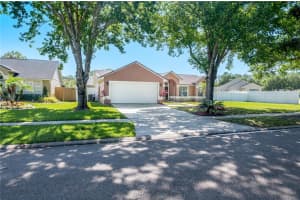 11195 Cypress Leaf Dr, Orlando, FL 32825, Sold 05/31/22