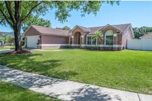 11195 Cypress Leaf Dr, Orlando, FL 32825, Sold 05/31/22