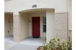 2729 CLUB CORTILE CIR, KISSIMMEE, FL 34746 Sold 07/31/22