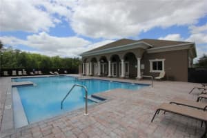 3483 Wilshire Way Rd, Orlando, FL 32829, Sold 05/20/22