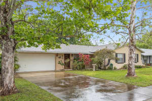 855 Hendry Dr, Orlando, FL 32822, Sold 05/17/22