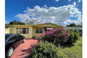 7207 RAVENNA AVE, ORLANDO, FL 32819 Sold 07/15/22