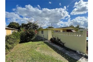 7207 RAVENNA AVE, ORLANDO, FL 32819 Sold 07/15/22