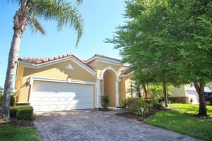 957 Tuscan Hills Blvd, Davenport, FL 33897, Sold 05/20/22