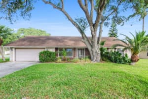702 Sleepy Hollow Dr, Port Orange, FL 32127, Sold 05/06/22