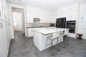 2566 Roveri Ave, Apopka, FL 32712, Sold 06/22/22