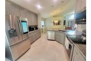 1930 Chathamoor Dr, Orlando, FL 32835, Sold 05/25/22