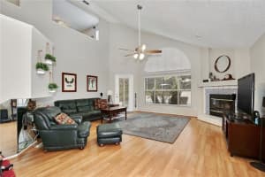 936 Summer Lakes Dr, Orlando, FL 32835, Sold 06/10/22