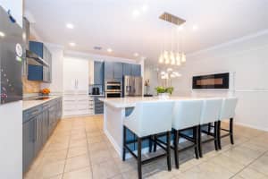 14727 FELLS LN, ORLANDO, FL 32827 Sold 09/12/22