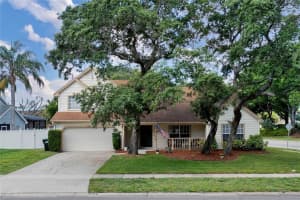 704 White River Dr, Orlando, FL 32828, Sold 06/17/22