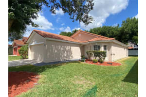 12436 Sophiamarie Loop, Orlando, FL 32828, Sold 05/31/22