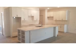 375 VILLA SORRENTO CIR, HAINES CITY, FL 33844 Sold 05/26/23