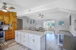 26611 Bimini Dr, Tavares, FL 32778, Sold 06/03/22