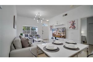 2211 San Vittorino Cir, Kissimmee, FL 34741, Sold 06/08/22