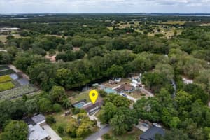 27839 LISA DR, TAVARES, FL 32778 Sold 09/20/22