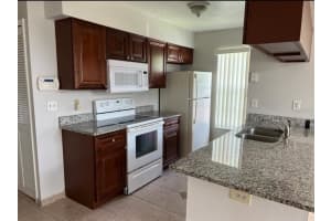 5014 LAGUNA BAY CIR #114, KISSIMMEE, FL 34746 Sold 07/29/22