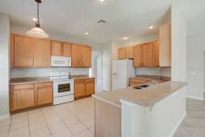 2836 SWEETSPIRE CIR, KISSIMMEE, FL 34746 Sold 08/23/22