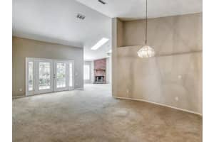 11212 Green Heron Ct, Orlando, FL 32825, Sold 06/06/22