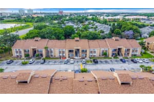 5249 Vineland Rd, Orlando, FL 32811, Sold 06/13/22