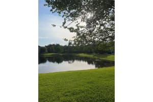 9815 Tivoli Villa Dr, Orlando, FL 32829, Sold 06/02/22