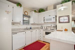 6320 GROVE POINTE DR SE, WINTER HAVEN, FL 33884 Sold 11/15/22