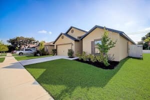 1121 Brenton Leaf Dr, Ruskin, FL 33570, Sold 06/30/22