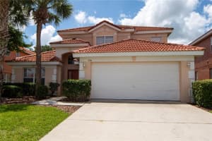 918 SOLANA CIR, DAVENPORT, FL 33897 Sold 07/08/22