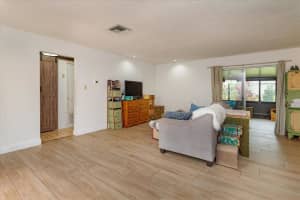 10132 Eventide Ct, Orlando, FL 32821, Sold 06/01/22