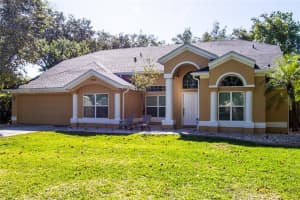 705 S Lake Claire Cir, Oviedo, FL 32765, Sold 06/21/22