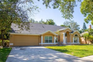 705 S Lake Claire Cir, Oviedo, FL 32765, Sold 06/21/22