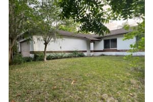 8412 BARK CT, ORLANDO, FL 32810 Sold 07/08/22
