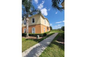 4205 Winding Vine Dr, Lakeland, FL 33812, Sold 05/25/22