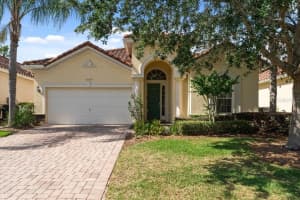 1019 TUSCAN HILLS BLVD, DAVENPORT, FL 33897 Sold 07/14/22