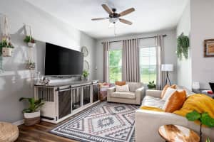 2259 White Feather Lp, Oakland, FL 34787, Sold 06/17/22