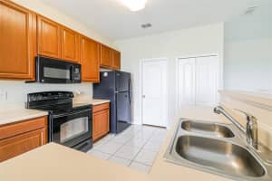 5549 SYCAMORE CANYON DR, KISSIMMEE, FL 34758 Sold 08/01/22