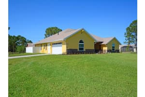 231 DEER RUN RD, PALM BAY, FL 32909 Sold 08/15/22